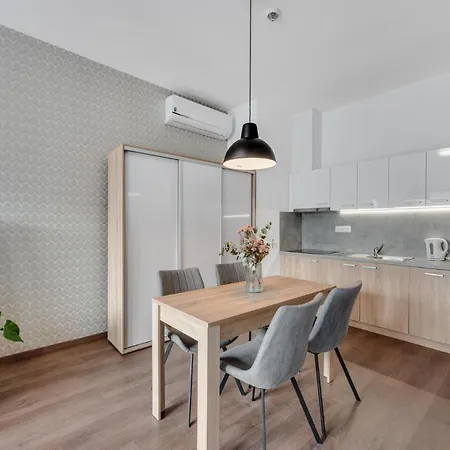 Hotel Metropolitan Star 4*